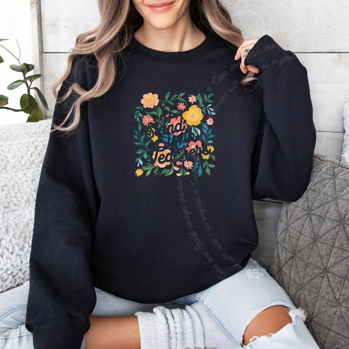 I Stand With Teachers Care & Resist Gildan crewneck sweatshirt in Black