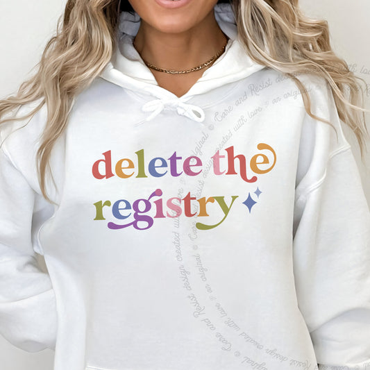 Delete the Registry Care & Resist Gildan hoodie in White